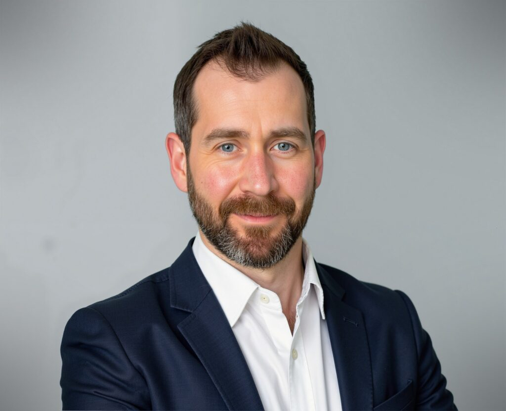 Aaron J Brown