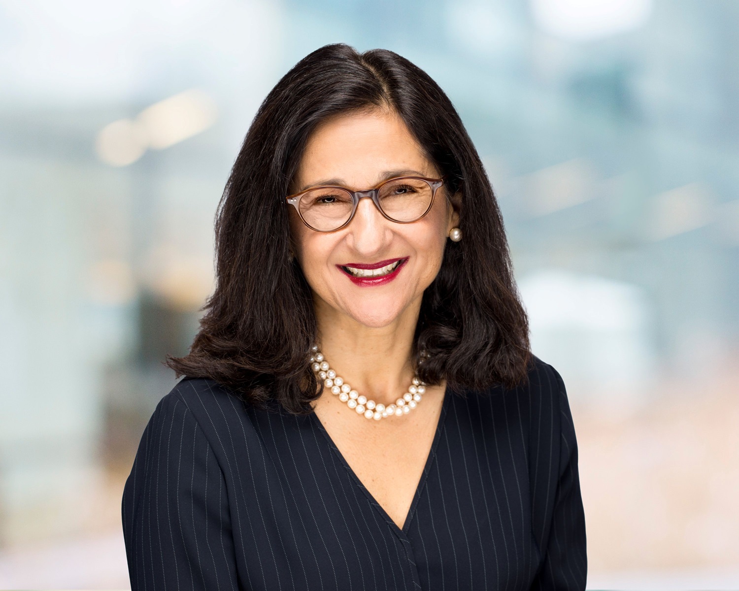 Minouche Shafik