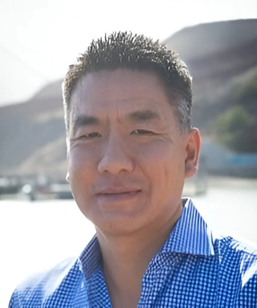 Lok Lee