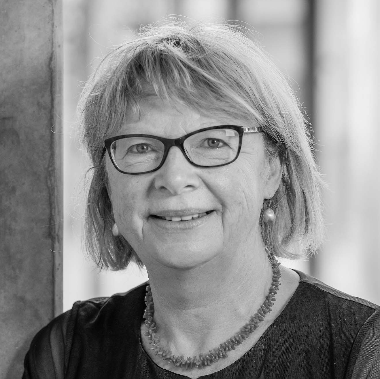 Carine Van Yper