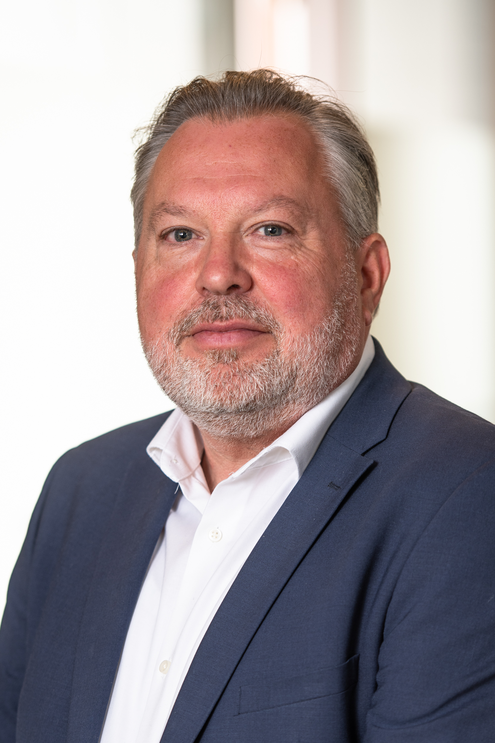 Luc van den Acker