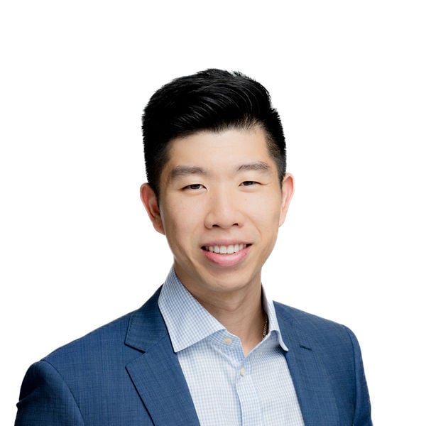 Zhaoqi Huang