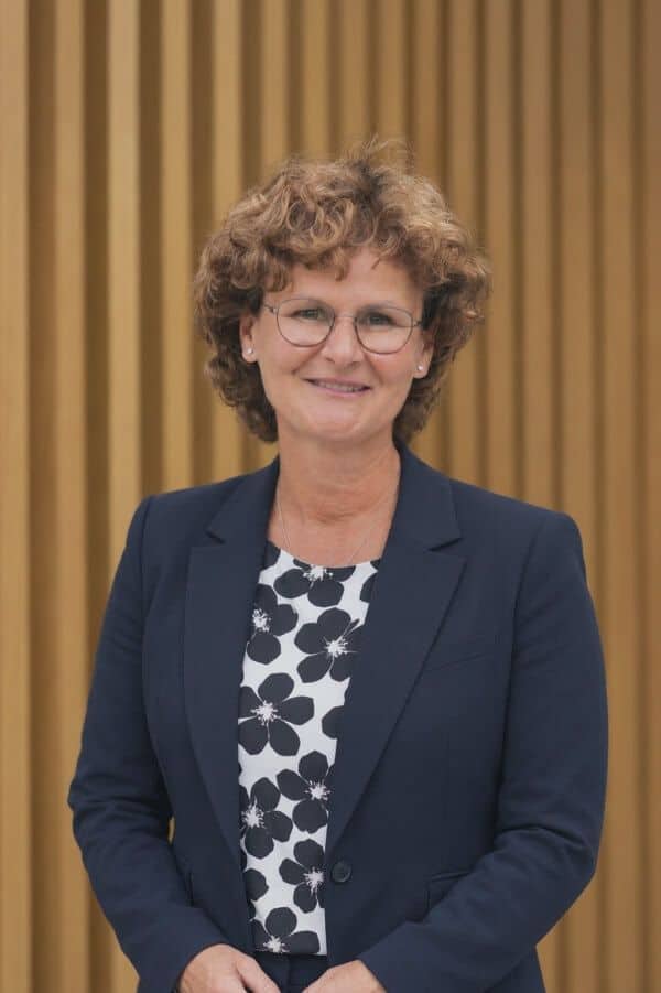 Karin van Baelen