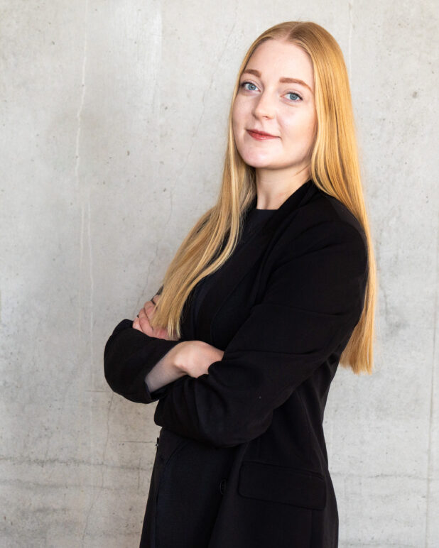 Nadia Aron