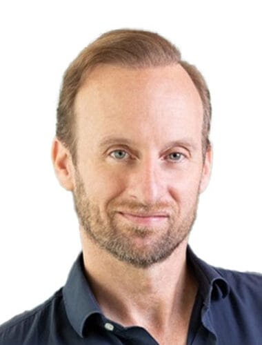 Simon Read
