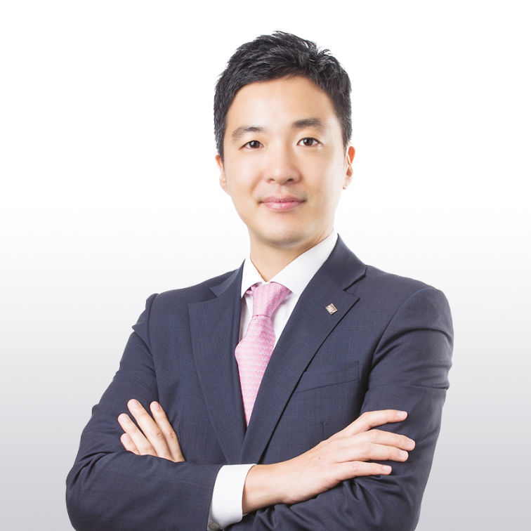 Kil young Lee