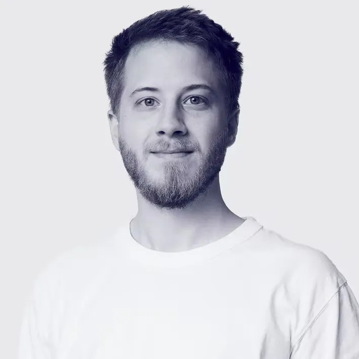 Victor Petrén Bach Hansen