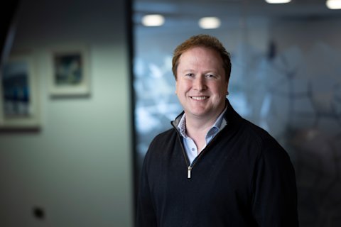 Simon English