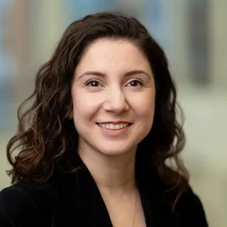 Elnaz Menhaji-Klotz
