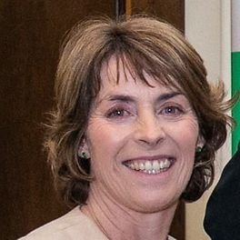 Anne Cusack