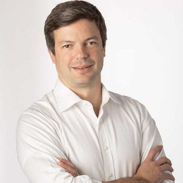 Carlos Medeiros