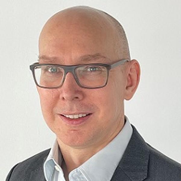 Daniel Carter