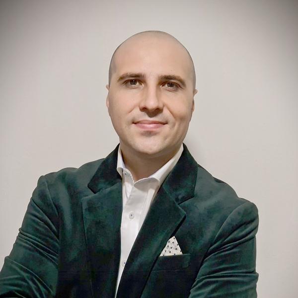 Dr. Andrei Popescu