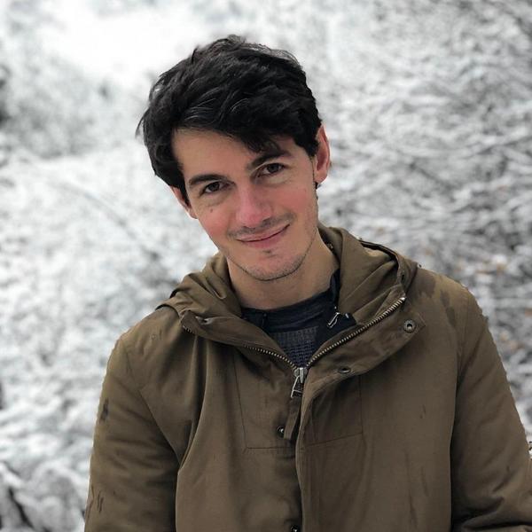 Joe Kahn